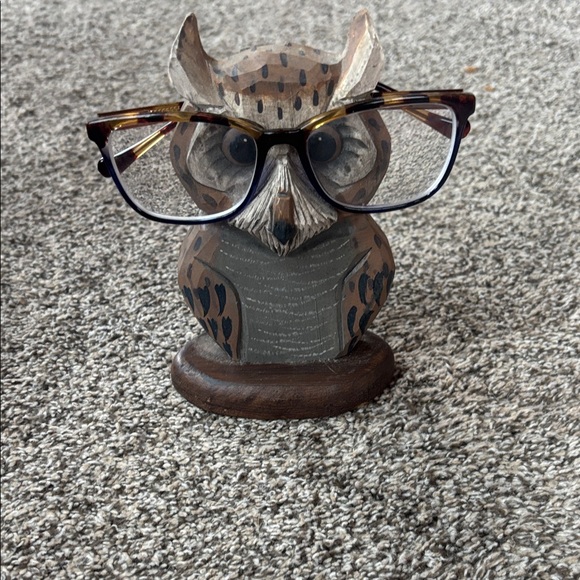 Other - Owl Shaped Eyeglass Holder